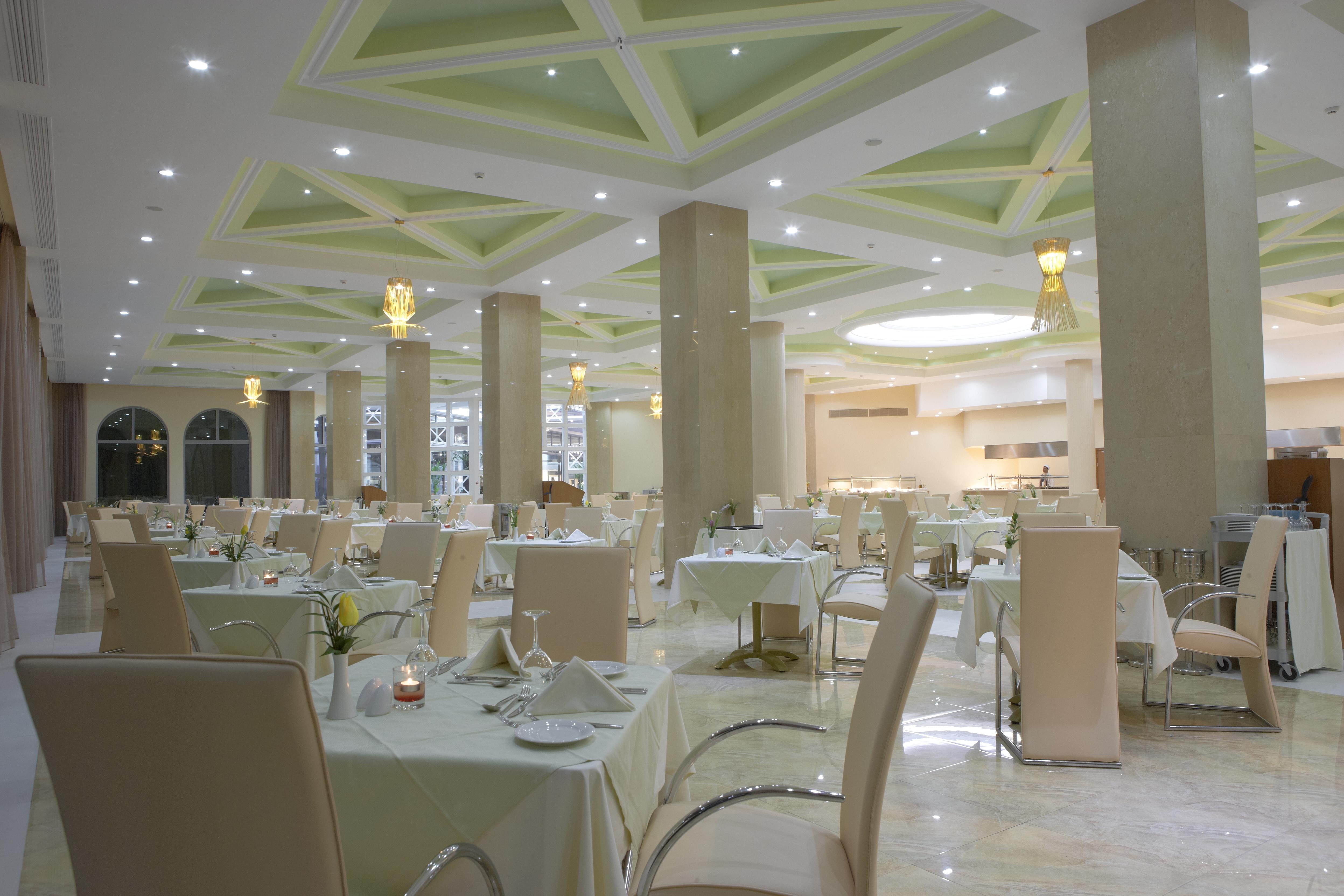 Otel Atrium Platinum & 5*